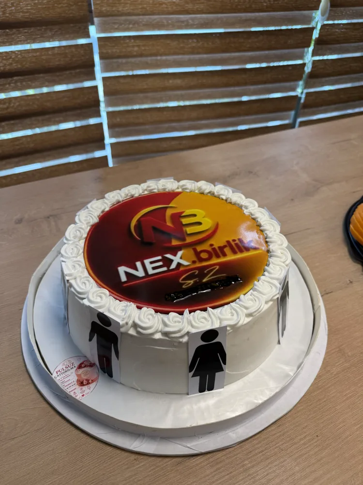 NexBirlik nişanlı tədbir tortu